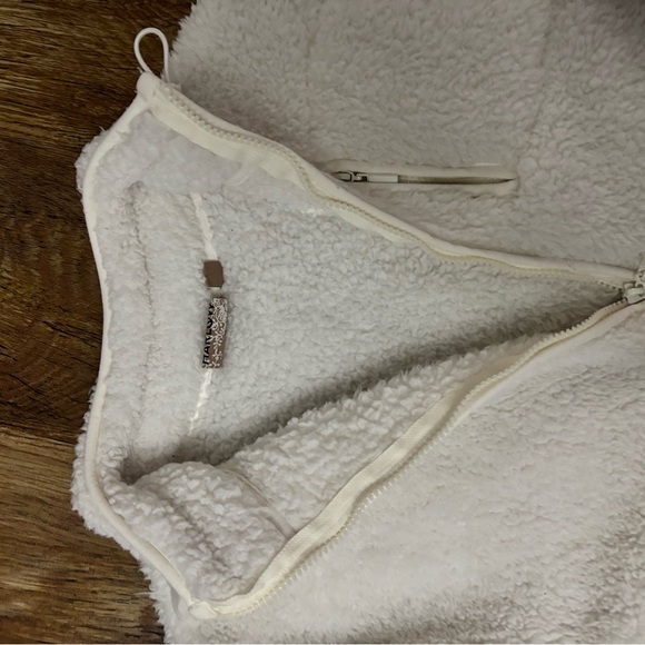harlow white sherpa cinch waist quarter zip pullover - Picture 3 of 4
